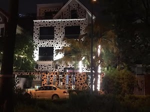 Zen ShunGa Hotel