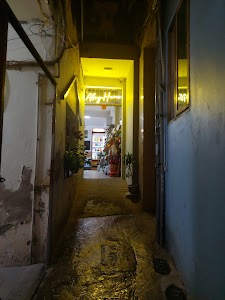 Alley Homestay