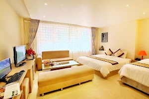 Khách sạn Times Hoàng cầu