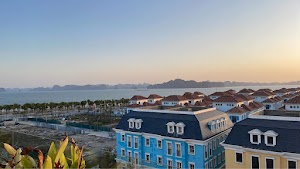 Khách sạn Jade Hạ Long