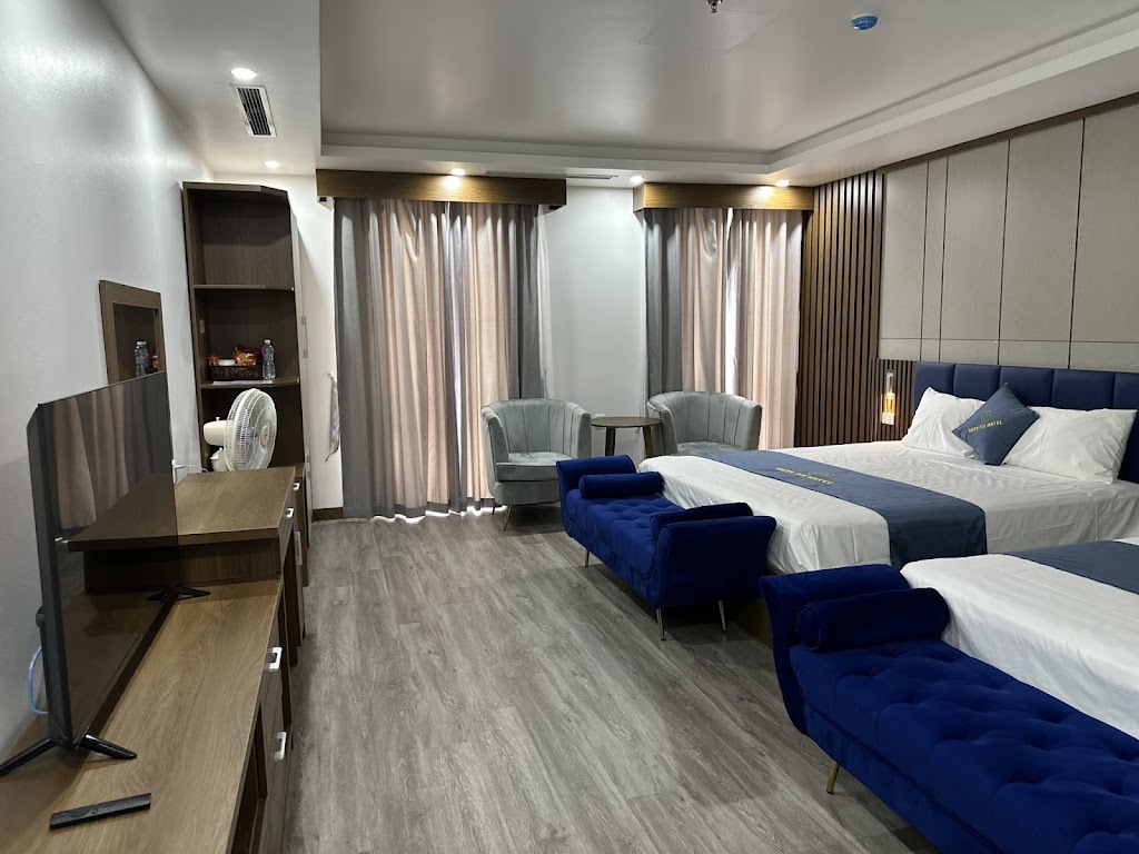 Crystal Holiday Hotel Hạ Long