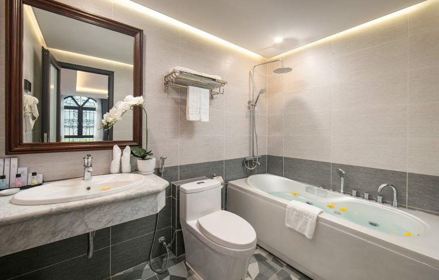 GLOUD HOTEL