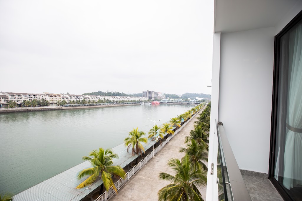 Golden Palm Halong Hotel