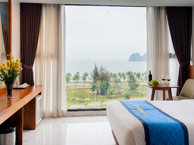 HA LONG LAND HOTEL 3 sao