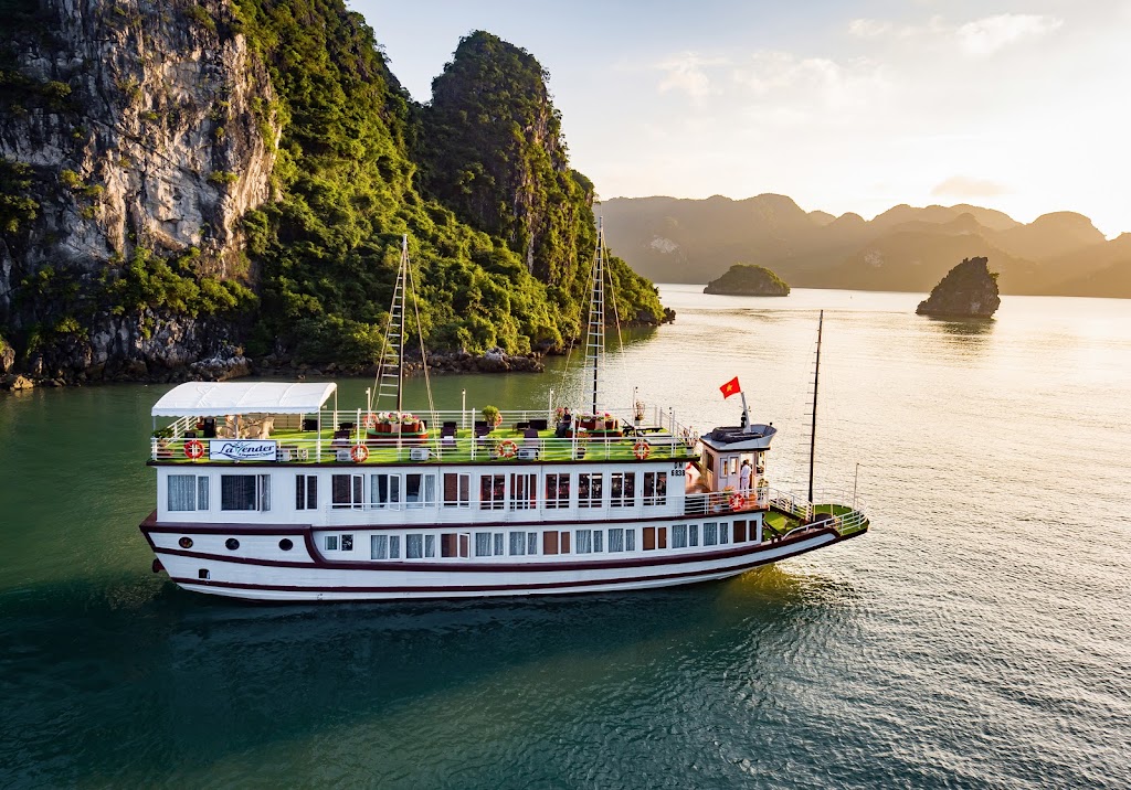 Halong cruises