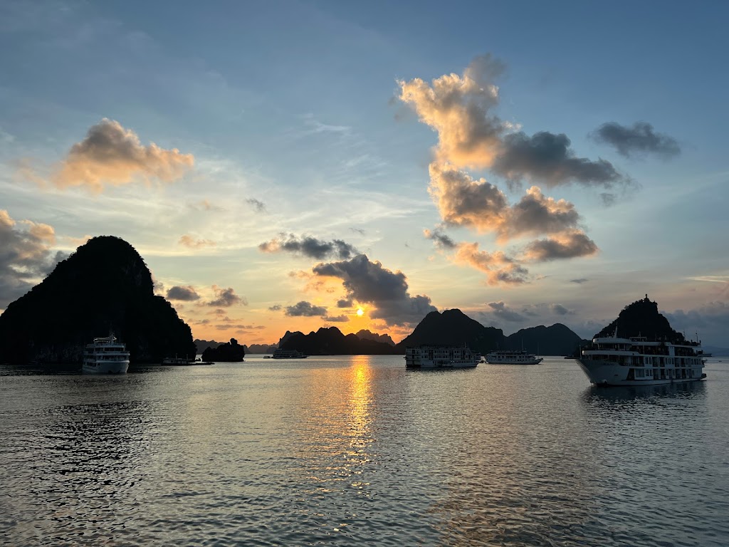 Halong cruises