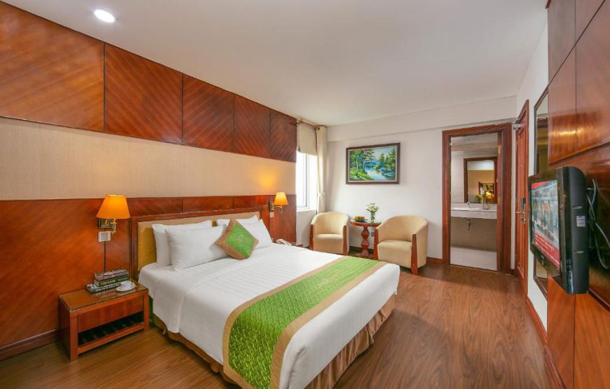 KHÁCH SẠN EMERALD HOTEL HÀ NỘI