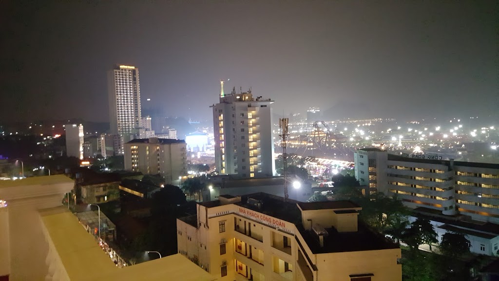 Khách Sạn Hùng Phương