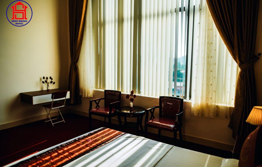 Khách Sạn Sông Hoàng
