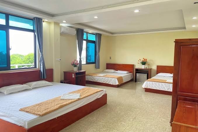 Khách Sạn Thành Trung Vàn Chảy