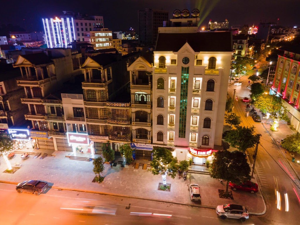 Khách Sạn Trường Giang Hotel Móng Cái