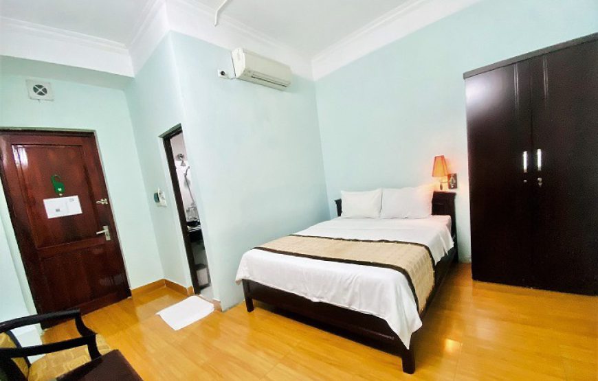 Khách sạn 1A Tăng Bạt Hổ
