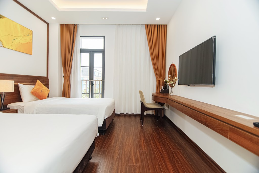 Khách sạn Jade Hạ Long