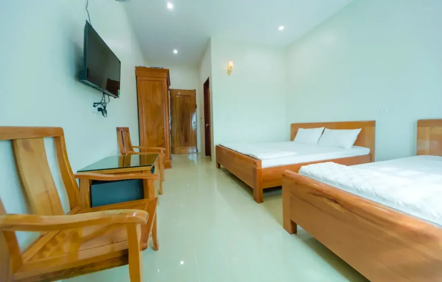 Khách sạn Núi Hồng