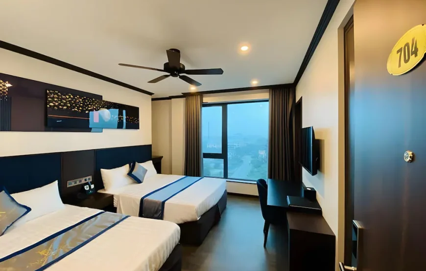 Kingdom Hotel