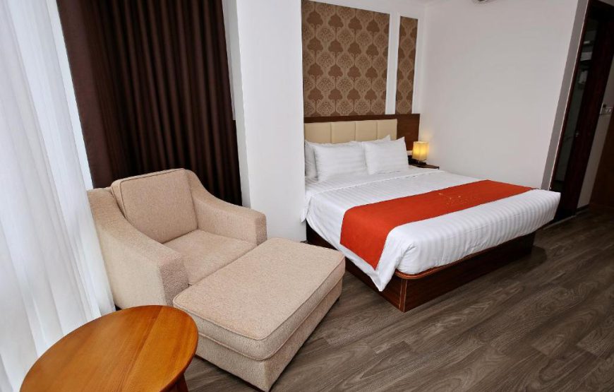Luckful Hotel