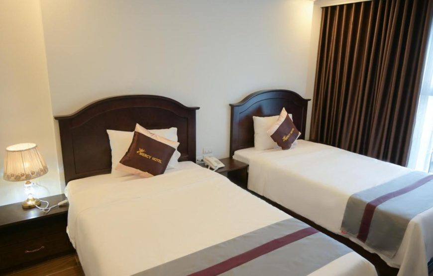 Mercy Hotel – 310 Lạc Trung