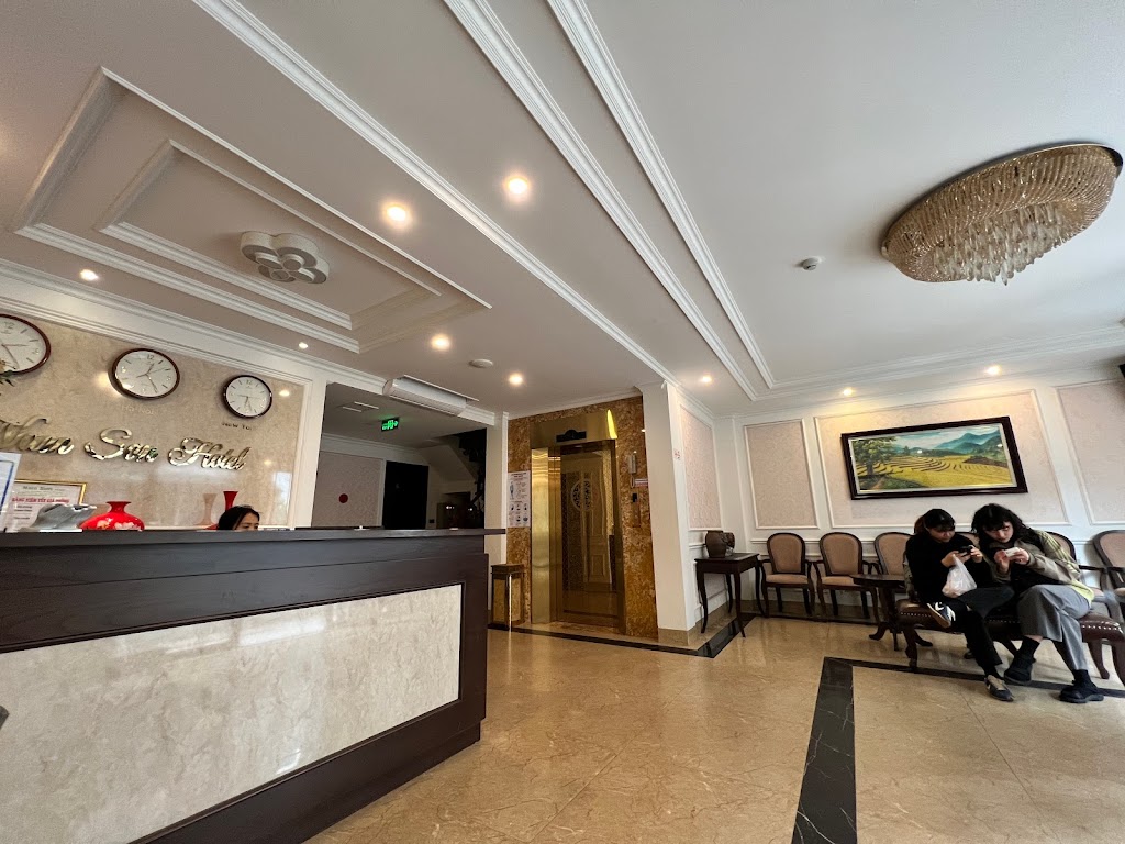 Nam Sơn Hotel