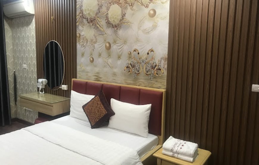 Nhà Nghỉ Hoàng Gia