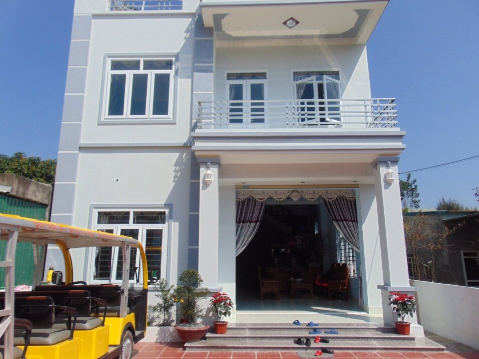 Nhà Nghỉ Hùng Lam
