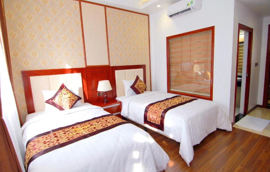 OYO 892 Victory Halong Hotel