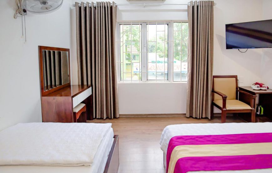 Phuong Nam Hotel Aeon Mall Long Bien