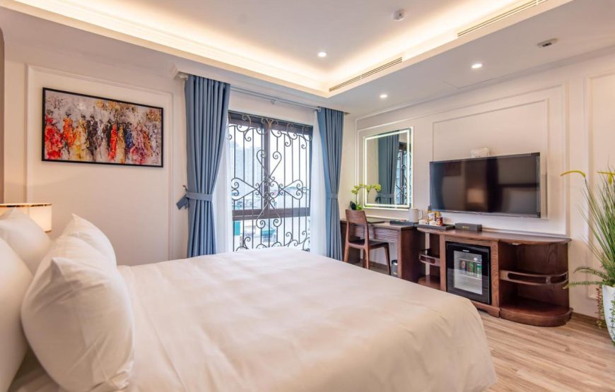Reyna Luxury Hotel