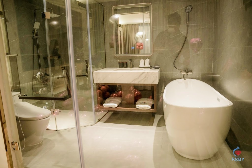 RuBy Hotel Van Don