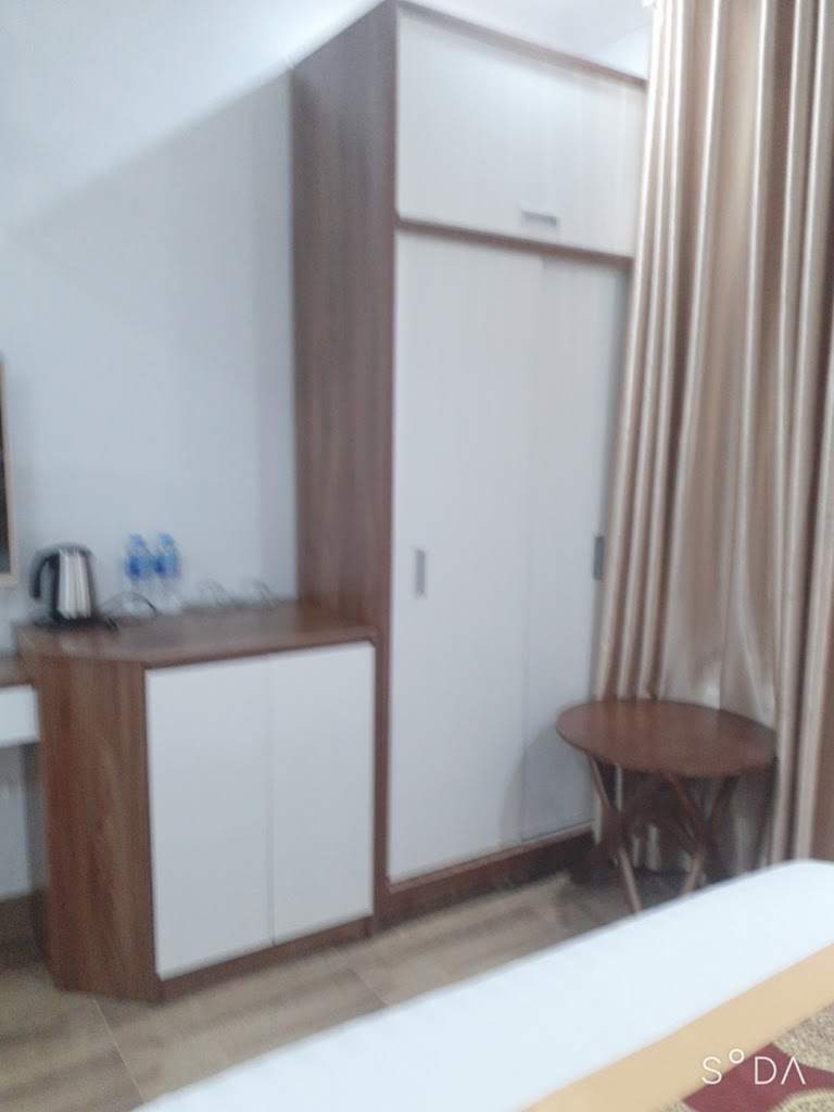 Sunflower Hotel