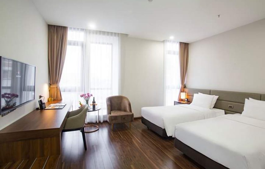 Western Skyline Hotel