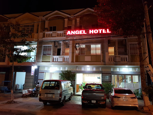 Angel Hotel