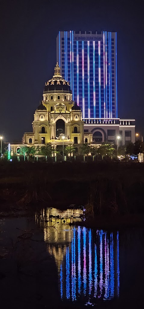 Bi a Hotel