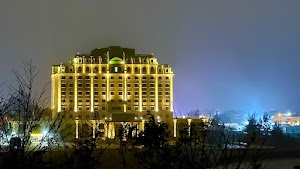 Lan Chau Luxury Hotel
