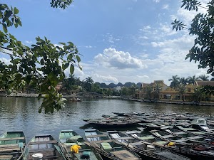Thang loan tam coc hostel