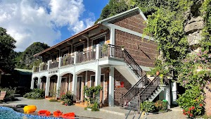 Hoang Long Riverside Homestay