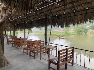 Trang An river mountain ecolodge Ninh Binh