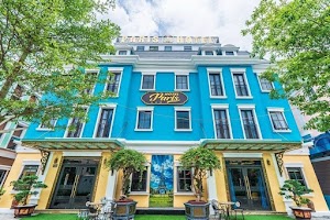 Paris Hotel
