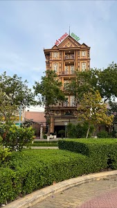 Ho Phong Hotel