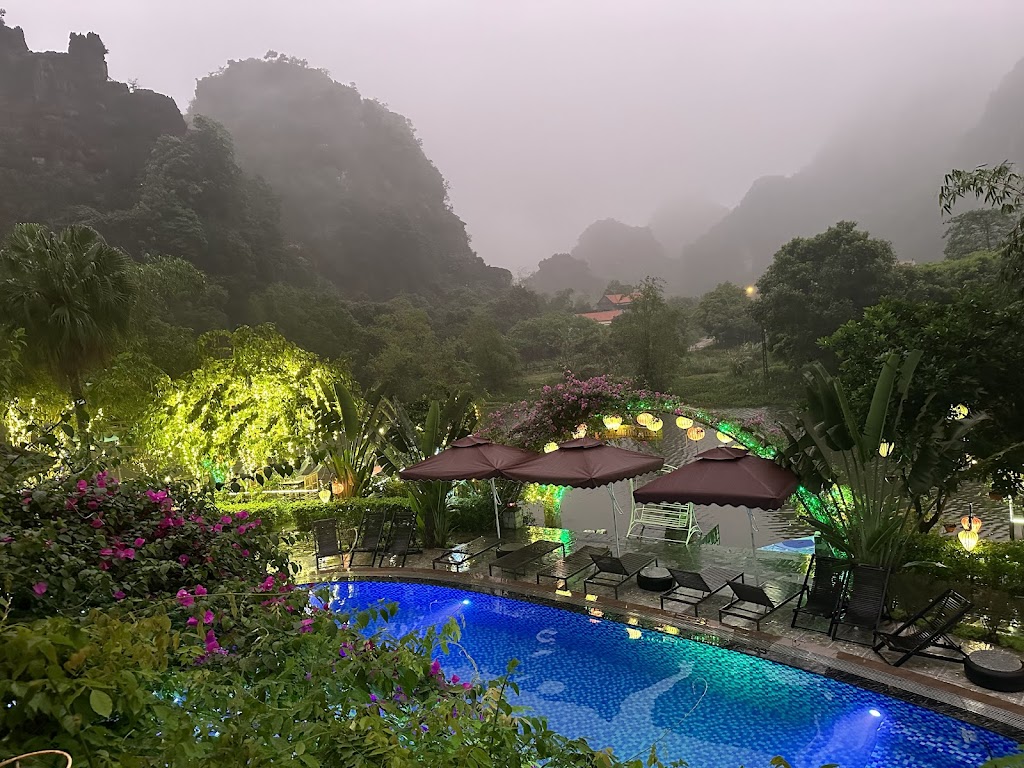Hoang Long Riverside Homestay