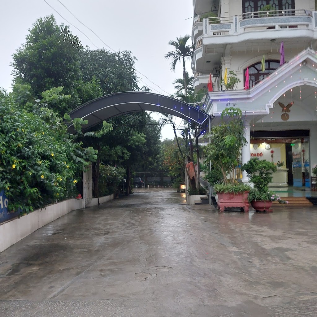 KHÁCH SẠN HOA ĐÔ