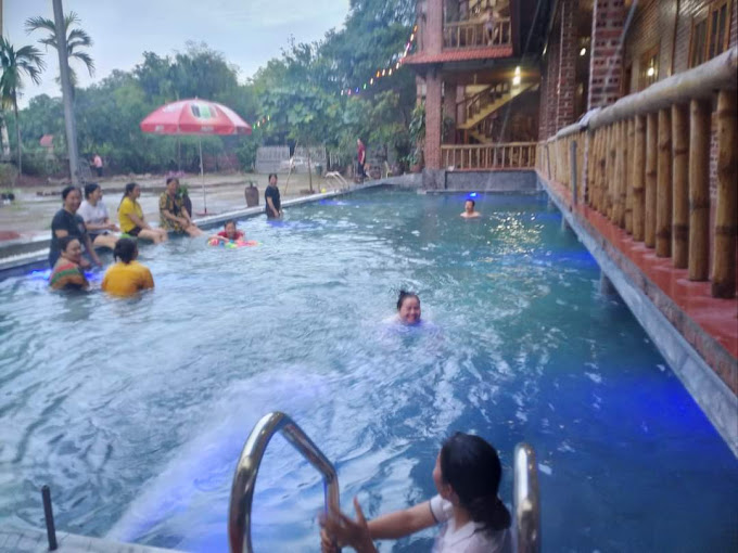 Khách Sạn Hồ Núi Đính