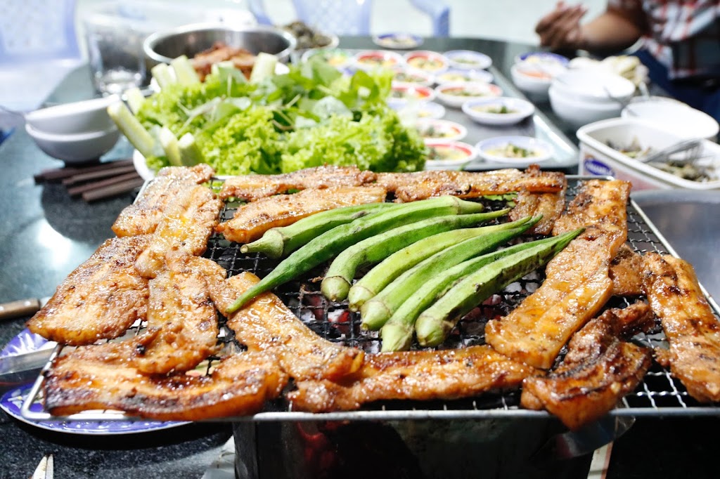 Khách Sạn Hòa Lạc