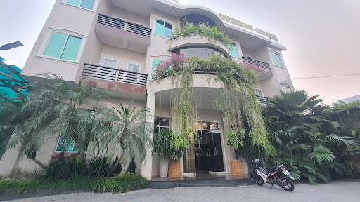 Khách Sạn Mộng Yến