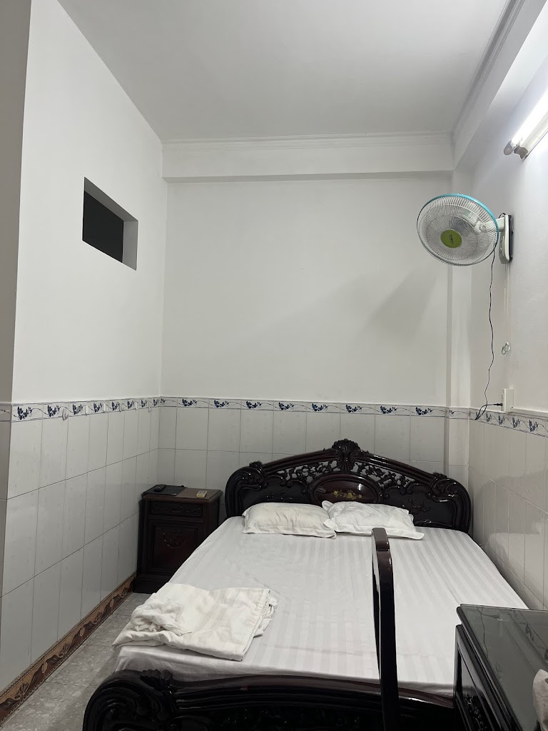Khách Sạn Trường Sơn