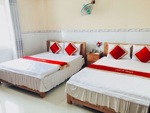 Khách sạn Đế Vương 2