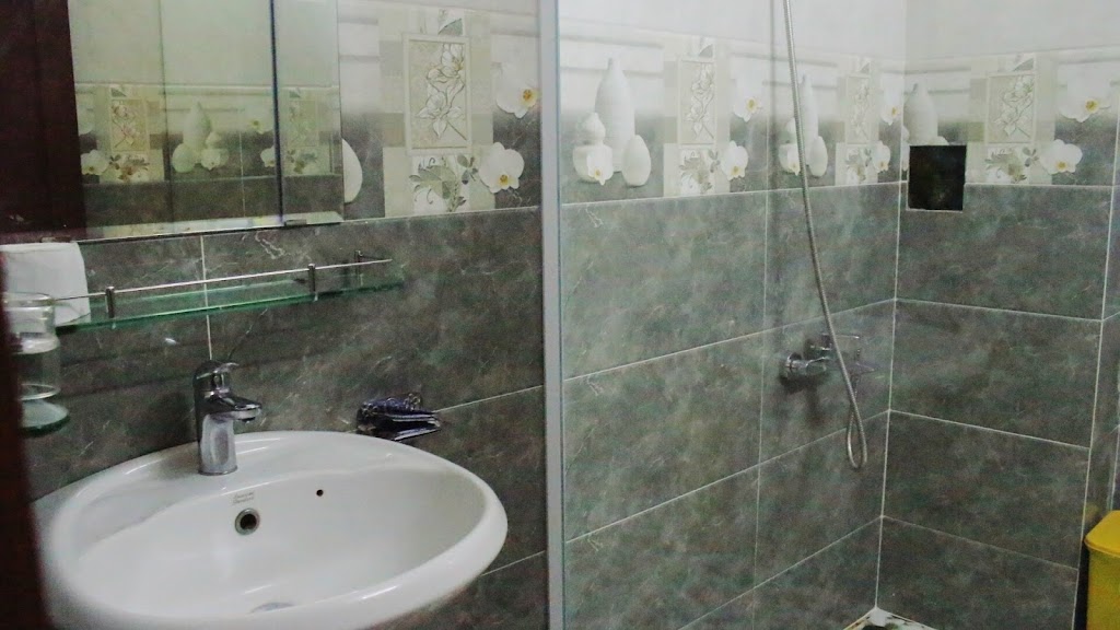 Khách sạn Đế Vương