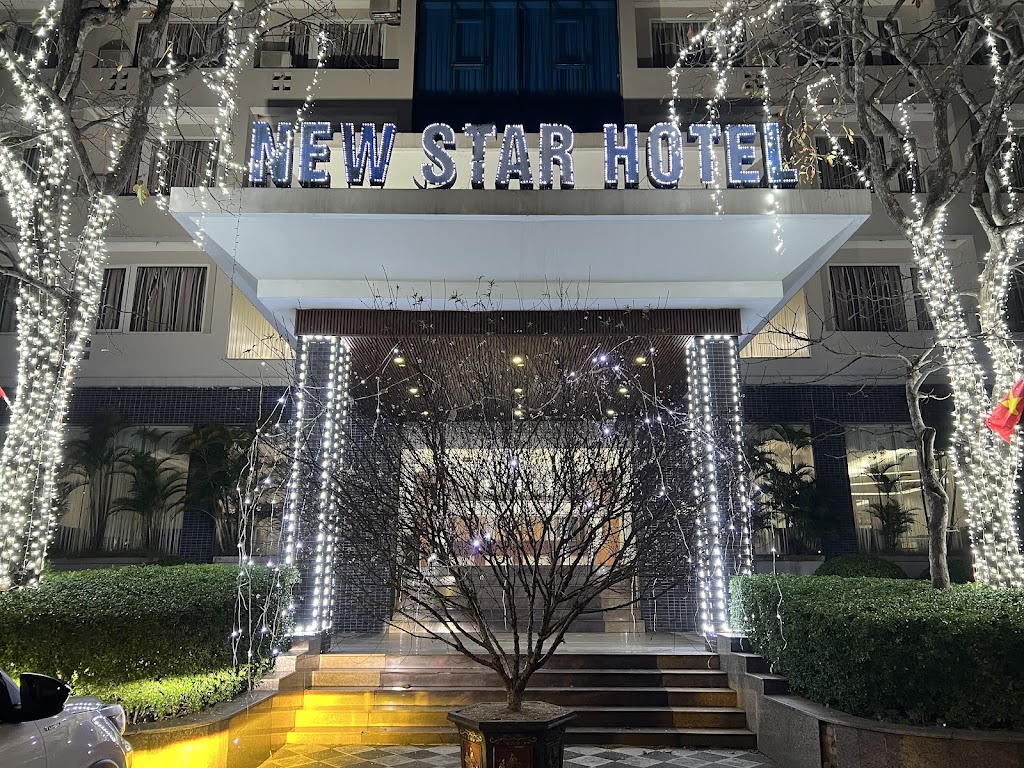 Khách sạn NewStar