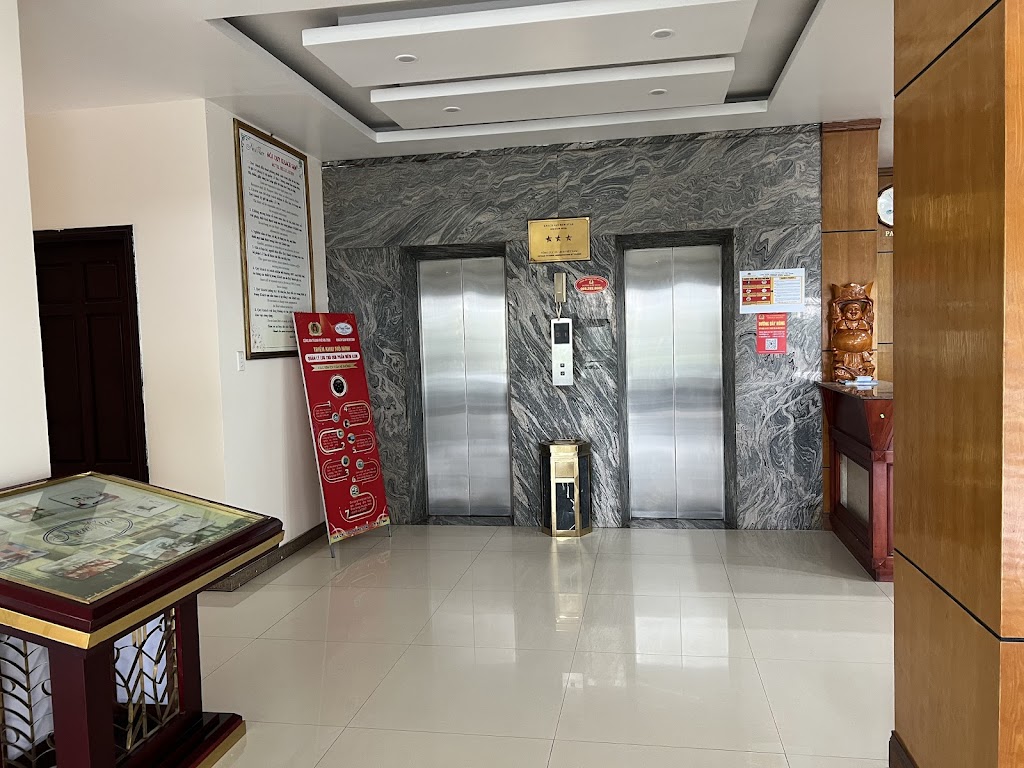 Khách sạn NewStar