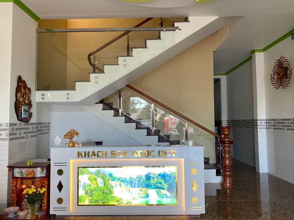 Khách sạn Ngọc Quý