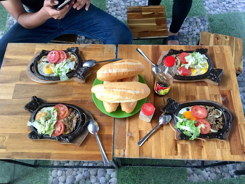 Khách sạn Sơn Thủy